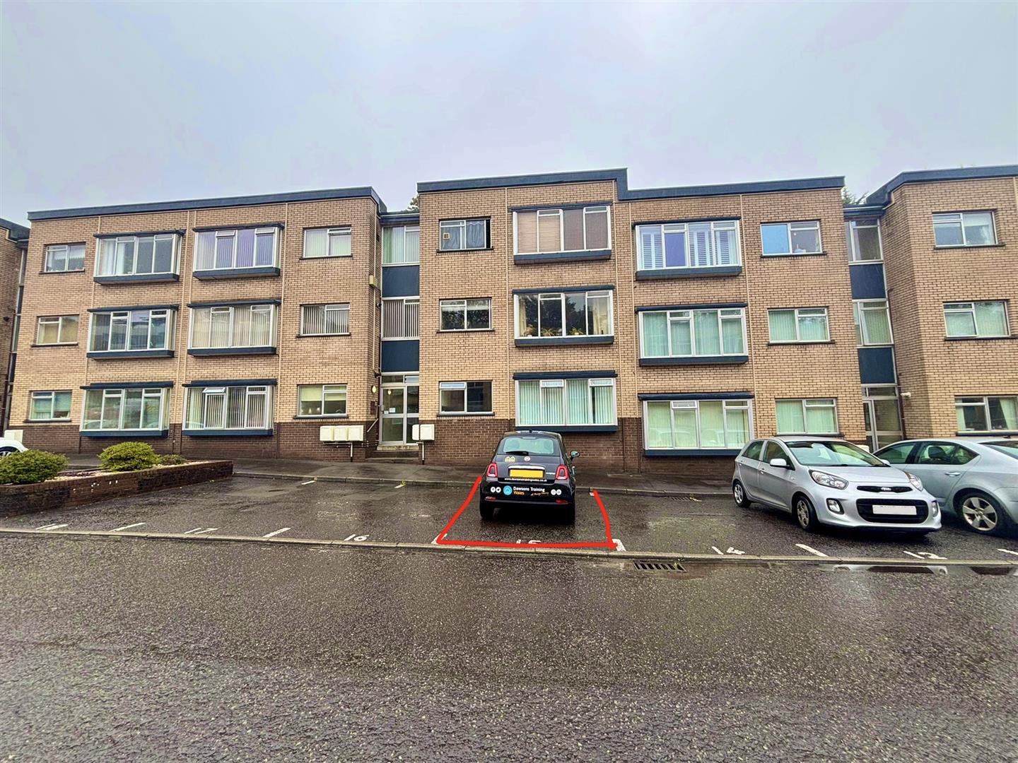 Long Oaks Court, Sketty, Swansea, SA2 0QH